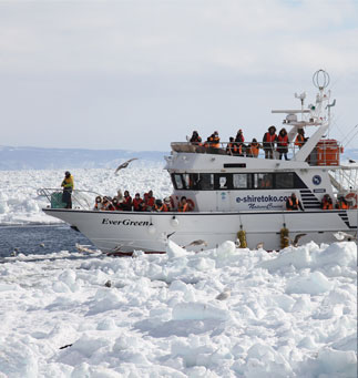 砕氷船おーろら